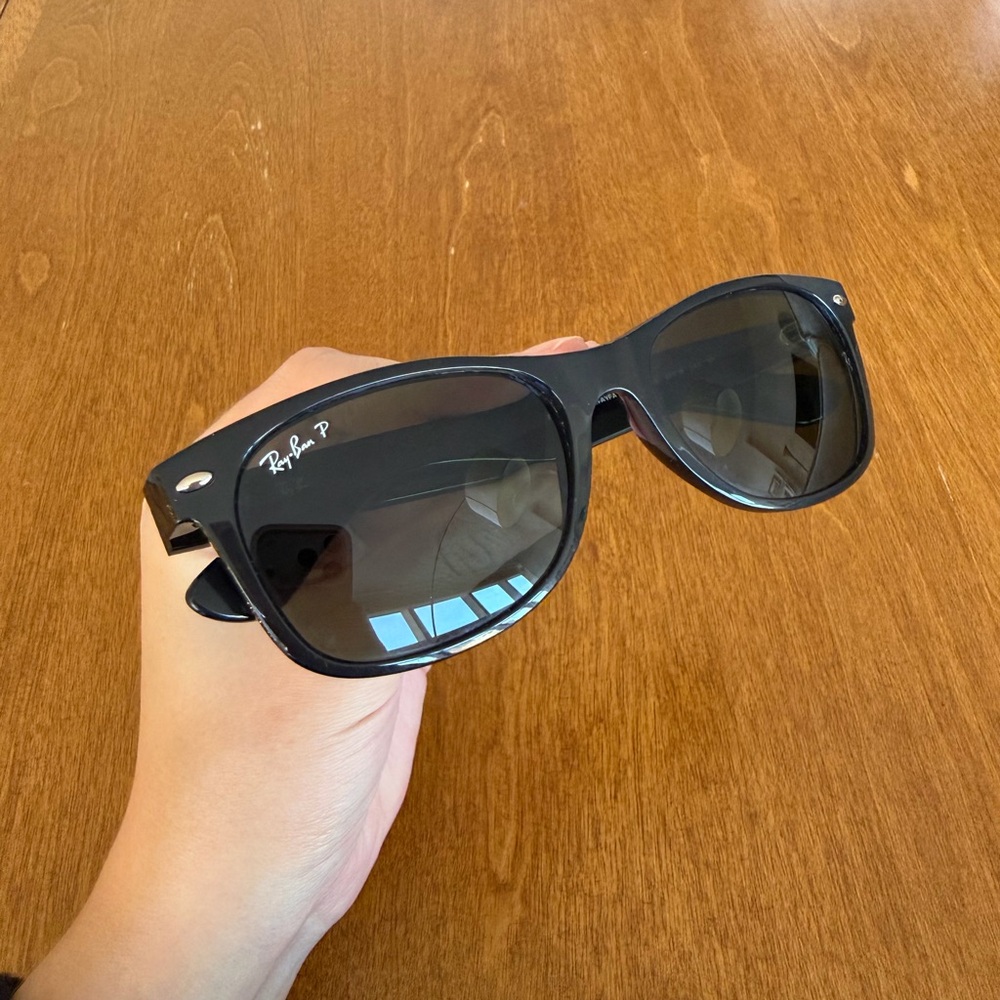 Ray-Ban Wayfarer Black Sunglasses